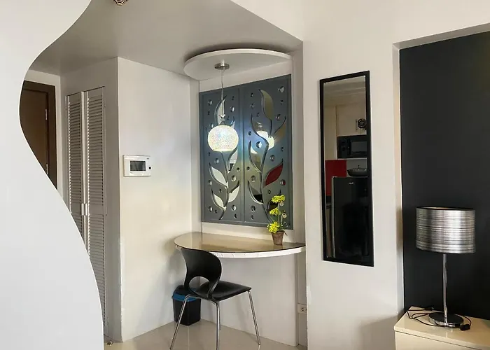 Condotel Across Naia Airport With Wifi Apartahotel *